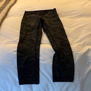 Lululemon camo print leggings